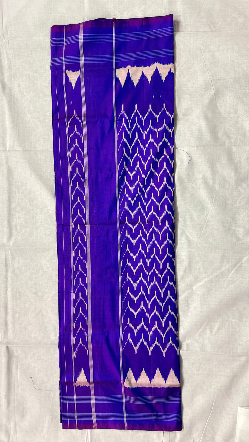 Blue-Violet Pochampally Ikat Pure Silk Saree with White Zig-Zag Motifs & Striped Border THS-5