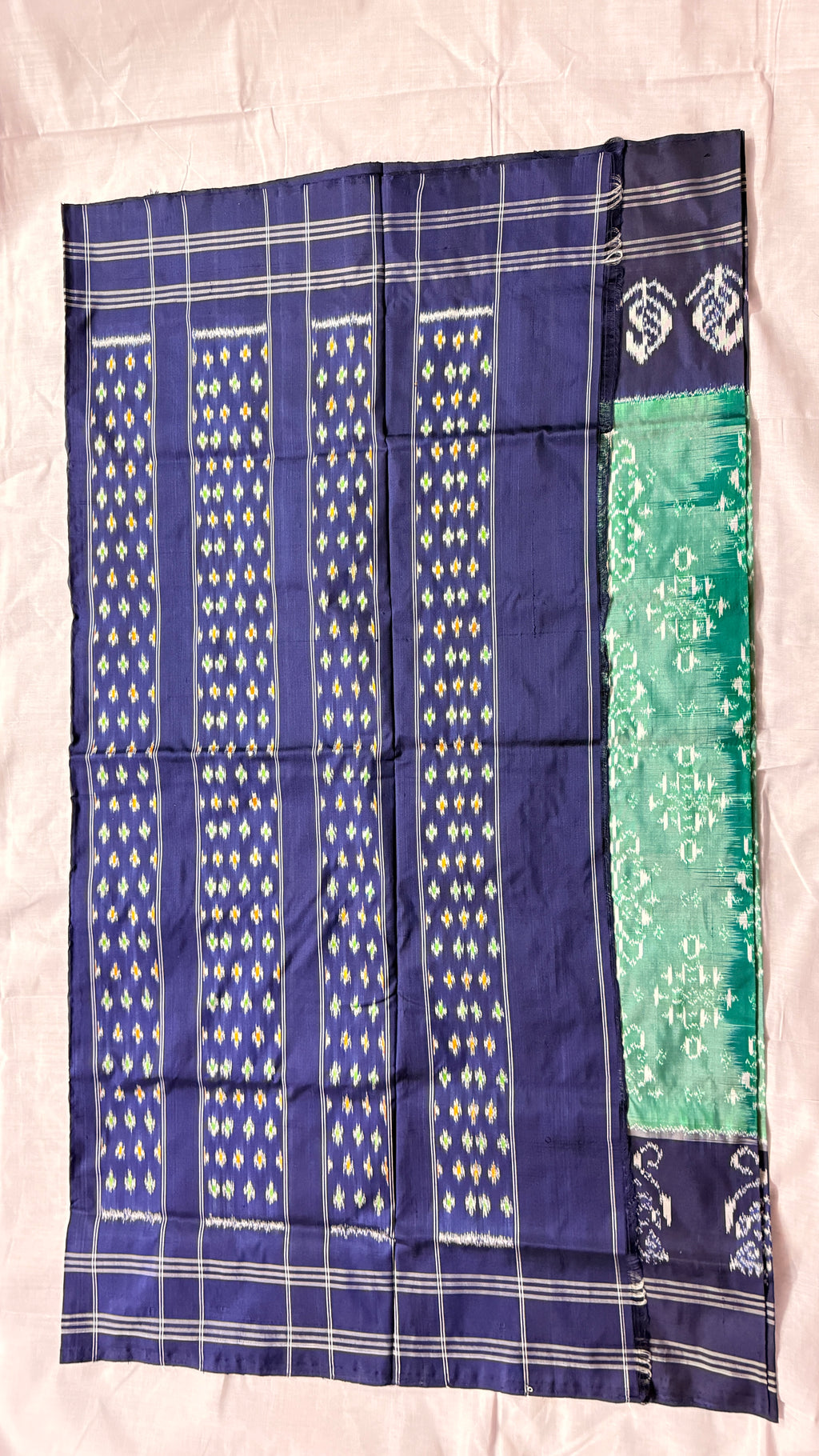Navy Blue & Sea Green Pochampally Ikat Pure Silk Saree – Handloom Certified | Soft, Lightweight Pure Mulberry Silk ths -17