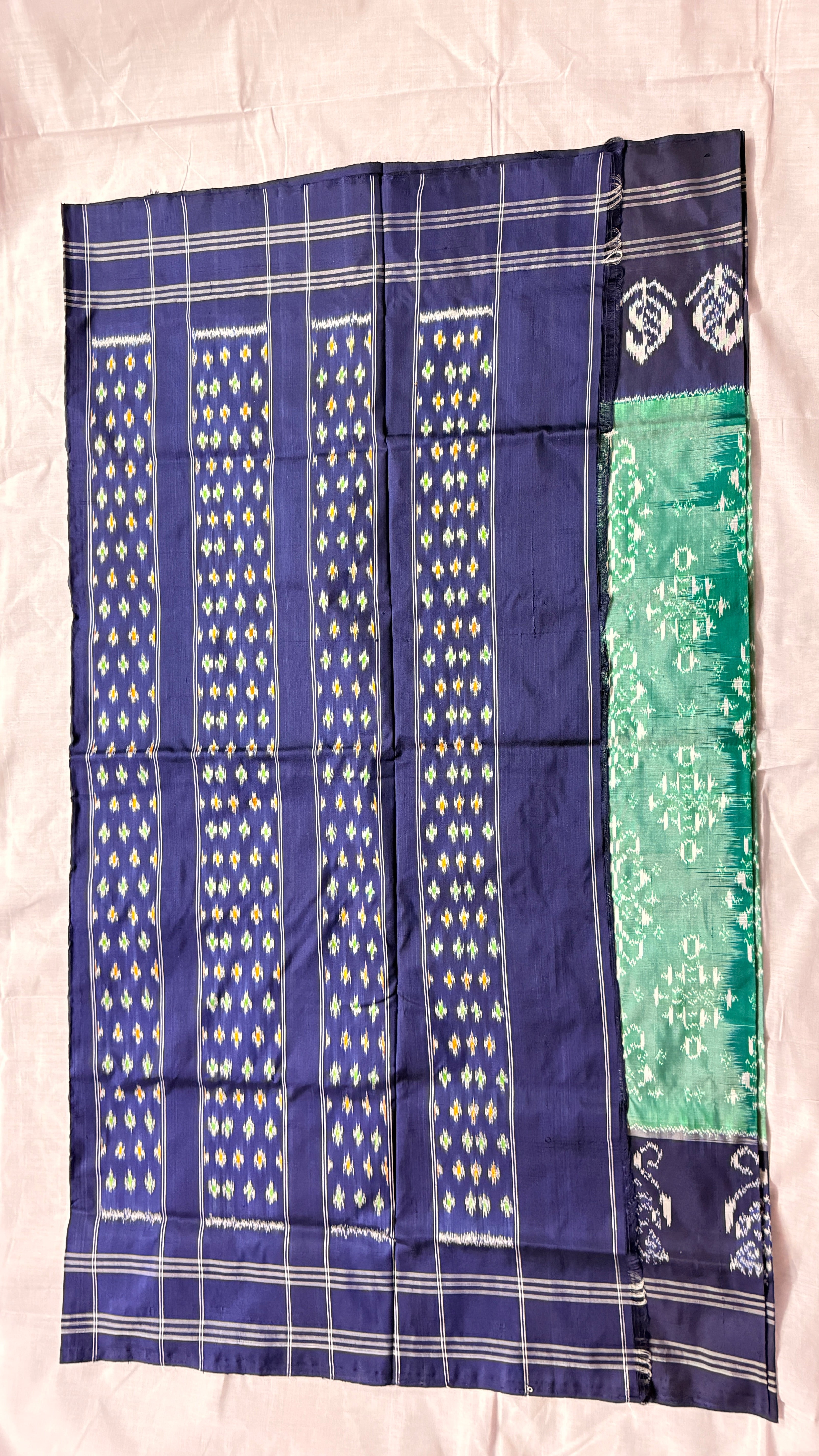 Navy Blue & Sea Green Pochampally Ikat Pure Silk Saree – Handloom Certified | Soft, Lightweight Pure Mulberry Silk ths -17